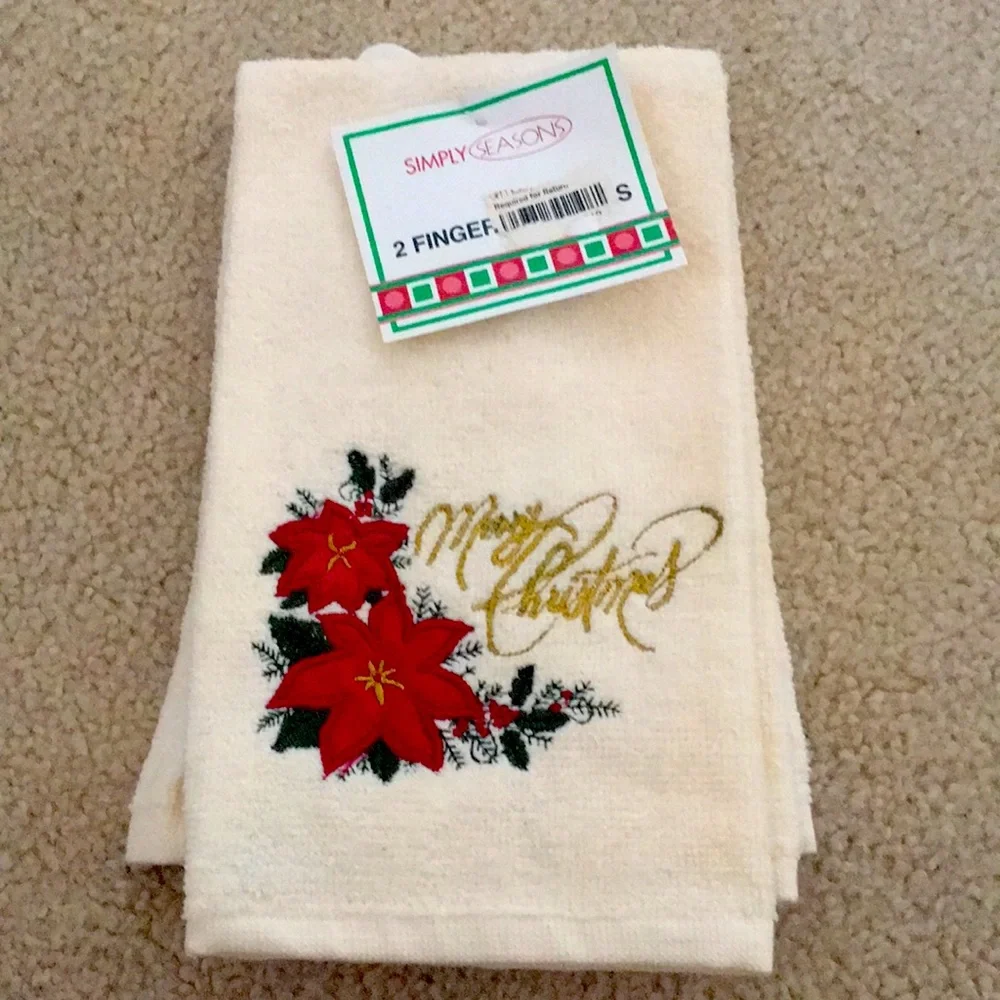 Holiday Christmas Poinsettia Finger towels.